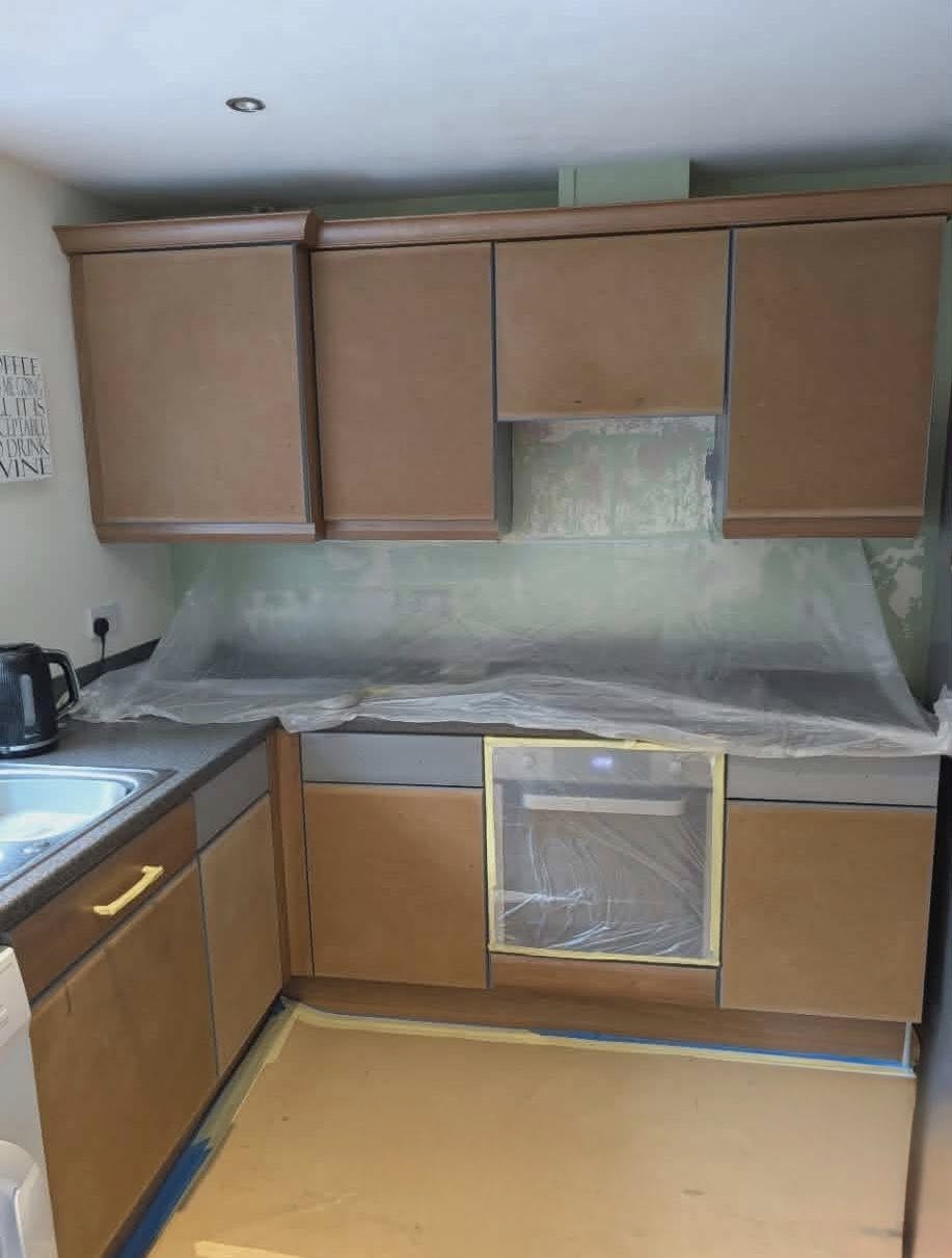 Before shot of a kitchen refinish